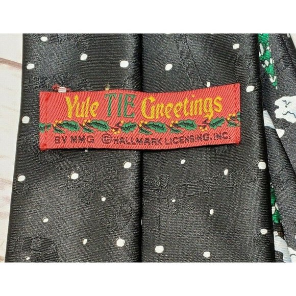 Yule Tie Greetings Hallmark 100% Silk Christmas Tree Santa Snow Reindeer Tie - Picture 4 of 11